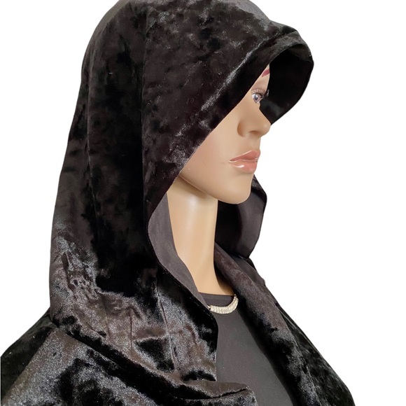 BCBG black hooded velvety jacket lined - Picture 1 of 7